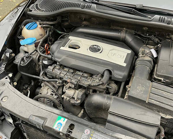 Черный Шкода Октавия, объемом двигателя 2 л и пробегом 228 тыс. км за 10000 $, фото 36 на Automoto.ua