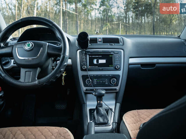 Шкода Октавия 2011 в Борисполе на Automoto.ua Черный Шкода Октавия, объемом двигателя 1.8 л и пробегом 196 тыс. км за 9800 $, фото 38 на Automoto.ua