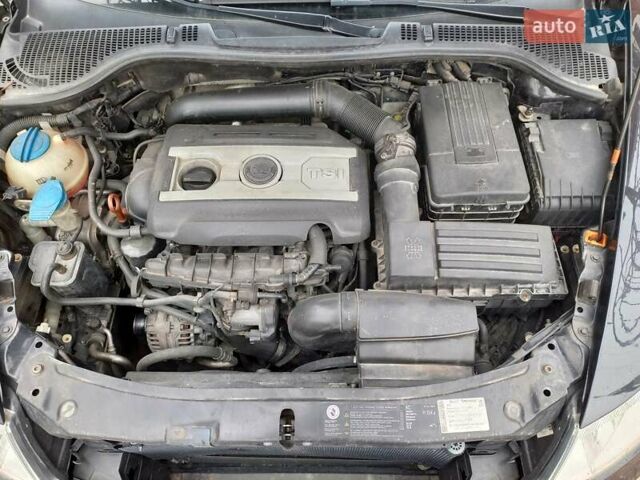 Черный Шкода Октавия, объемом двигателя 1.8 л и пробегом 238 тыс. км за 8700 $, фото 17 на Automoto.ua