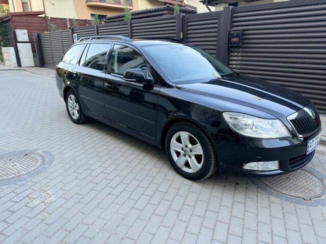 Чорний Шкода Октавія, об'ємом двигуна 1.6 л та пробігом 247 тис. км за 7800 $, фото 1 на Automoto.ua