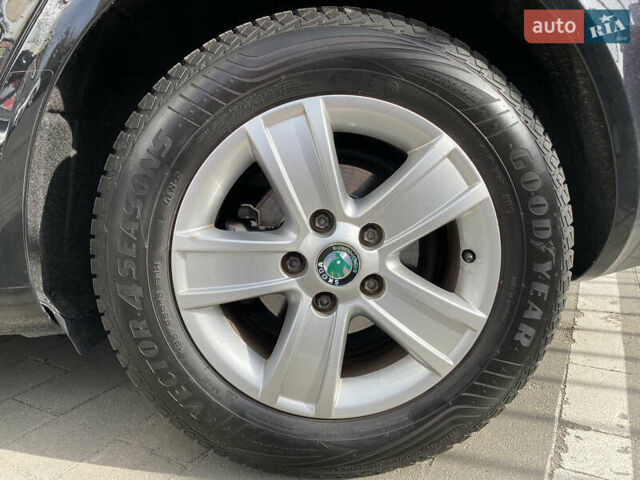 Чорний Шкода Октавія, об'ємом двигуна 1.6 л та пробігом 255 тис. км за 8700 $, фото 29 на Automoto.ua