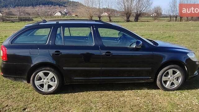 Чорний Шкода Октавія, об'ємом двигуна 1.6 л та пробігом 240 тис. км за 9000 $, фото 4 на Automoto.ua