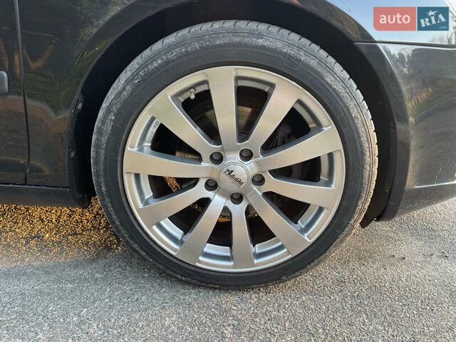 Чорний Шкода Октавія, об'ємом двигуна 1.8 л та пробігом 172 тис. км за 8300 $, фото 18 на Automoto.ua