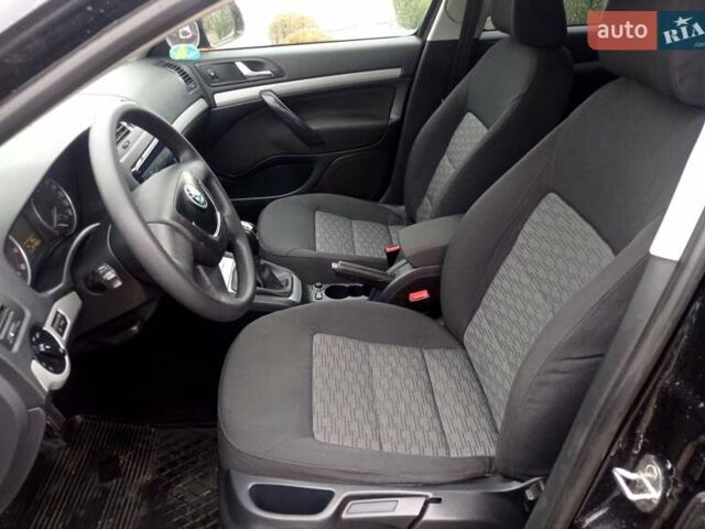 Черный Шкода Октавия, объемом двигателя 1.6 л и пробегом 278 тыс. км за 6950 $, фото 10 на Automoto.ua