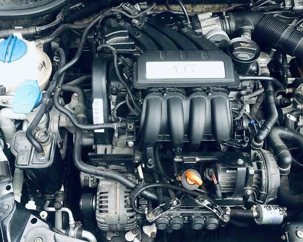 Черный Шкода Октавия, объемом двигателя 1.6 л и пробегом 184 тыс. км за 8900 $, фото 24 на Automoto.ua