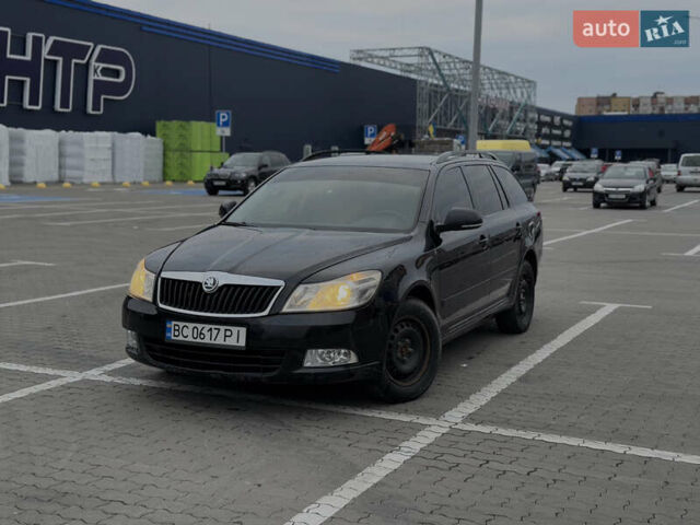 Чорний Шкода Октавія, об'ємом двигуна 1.2 л та пробігом 298 тис. км за 6400 $, фото 3 на Automoto.ua