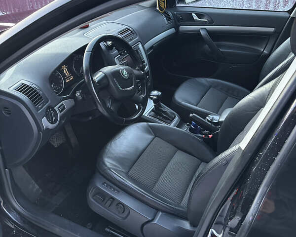Чорний Шкода Октавія, об'ємом двигуна 1.6 л та пробігом 305 тис. км за 8600 $, фото 9 на Automoto.ua