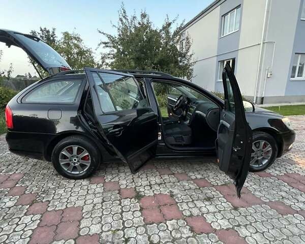 Черный Шкода Октавия, объемом двигателя 1.8 л и пробегом 230 тыс. км за 7700 $, фото 8 на Automoto.ua