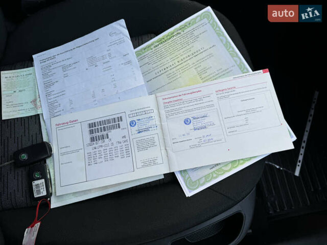 Черный Шкода Октавия, объемом двигателя 1.6 л и пробегом 243 тыс. км за 8350 $, фото 39 на Automoto.ua