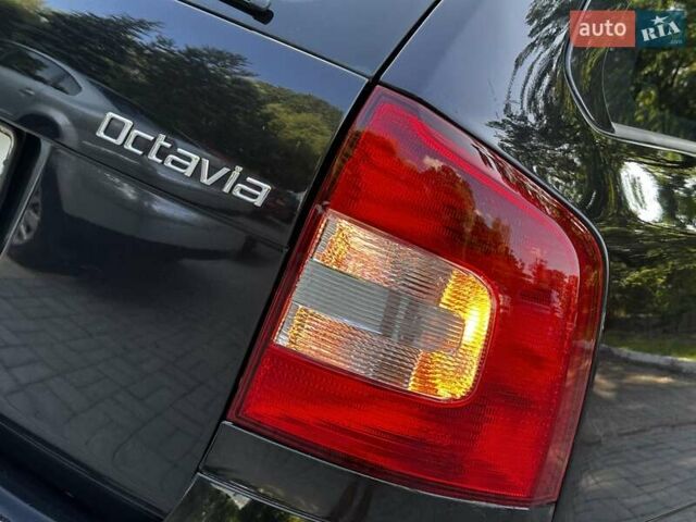 Черный Шкода Октавия, объемом двигателя 0 л и пробегом 217 тыс. км за 6500 $, фото 49 на Automoto.ua
