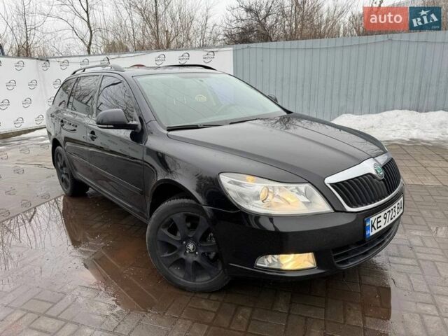 Чорний Шкода Октавія, об'ємом двигуна 1.8 л та пробігом 223 тис. км за 7999 $, фото 1 на Automoto.ua