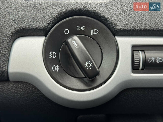 Чорний Шкода Октавія, об'ємом двигуна 1.2 л та пробігом 191 тис. км за 6999 $, фото 45 на Automoto.ua