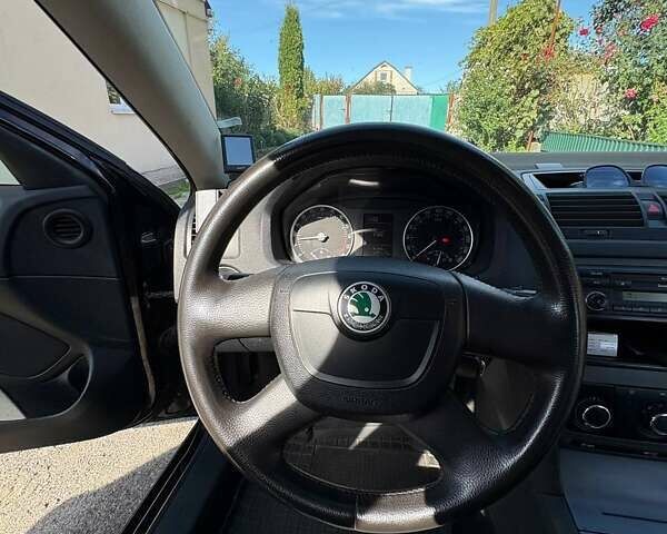 Чорний Шкода Октавія, об'ємом двигуна 1.6 л та пробігом 300 тис. км за 7500 $, фото 18 на Automoto.ua