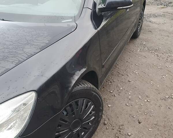 Черный Шкода Октавия, объемом двигателя 1.6 л и пробегом 220 тыс. км за 7950 $, фото 2 на Automoto.ua