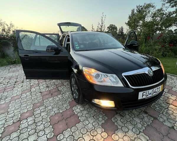Черный Шкода Октавия, объемом двигателя 1.8 л и пробегом 230 тыс. км за 7700 $, фото 4 на Automoto.ua