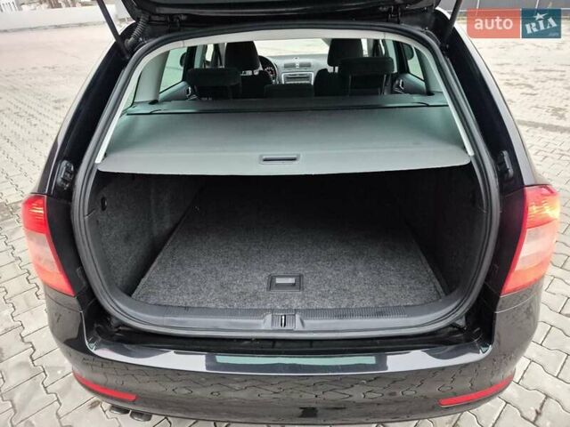 Чорний Шкода Октавія, об'ємом двигуна 1.8 л та пробігом 212 тис. км за 7100 $, фото 26 на Automoto.ua