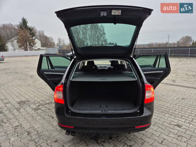 Чорний Шкода Октавія, об'ємом двигуна 1.8 л та пробігом 212 тис. км за 8300 $, фото 23 на Automoto.ua