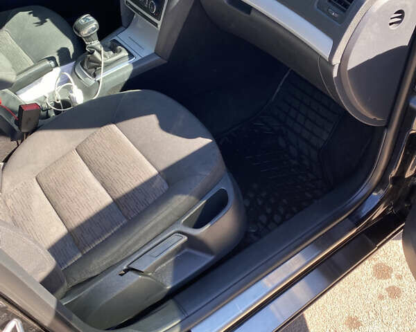 Чорний Шкода Октавія, об'ємом двигуна 1.6 л та пробігом 320 тис. км за 7499 $, фото 3 на Automoto.ua