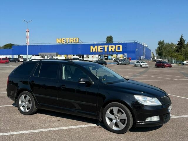 Чорний Шкода Октавія, об'ємом двигуна 2 л та пробігом 310 тис. км за 9000 $, фото 3 на Automoto.ua