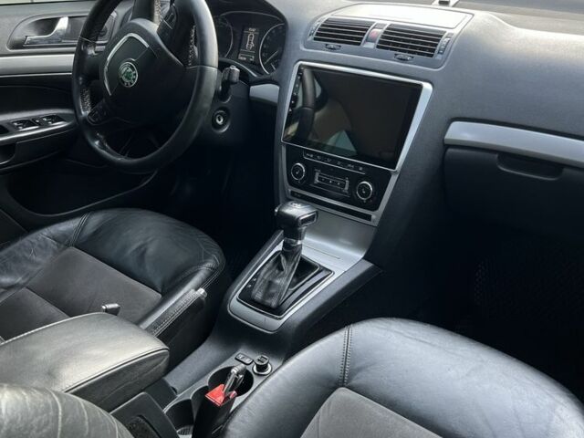 Чорний Шкода Октавія, об'ємом двигуна 1.4 л та пробігом 218 тис. км за 7300 $, фото 10 на Automoto.ua