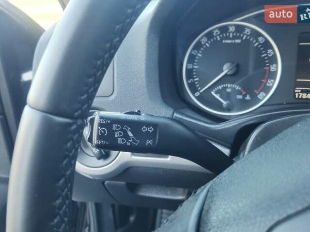 Черный Шкода Октавия, объемом двигателя 2 л и пробегом 178 тыс. км за 10250 $, фото 44 на Automoto.ua