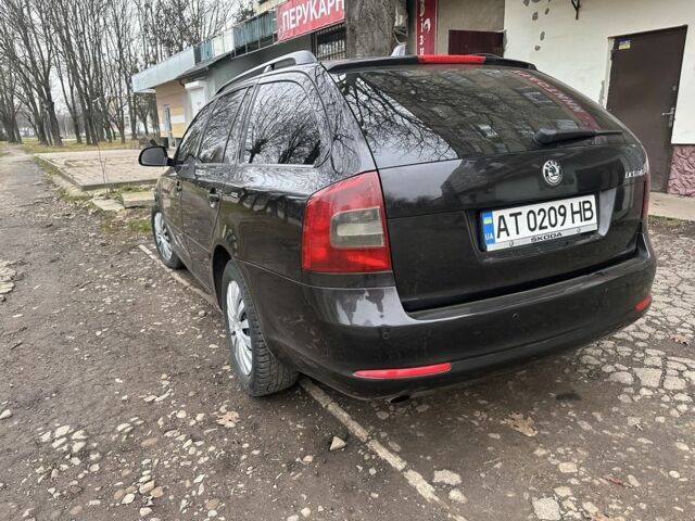 Черный Шкода Октавия, объемом двигателя 1.6 л и пробегом 281 тыс. км за 6458 $, фото 7 на Automoto.ua