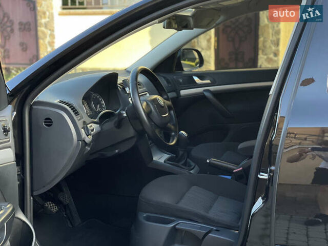 Черный Шкода Октавия, объемом двигателя 1.6 л и пробегом 294 тыс. км за 8250 $, фото 30 на Automoto.ua
