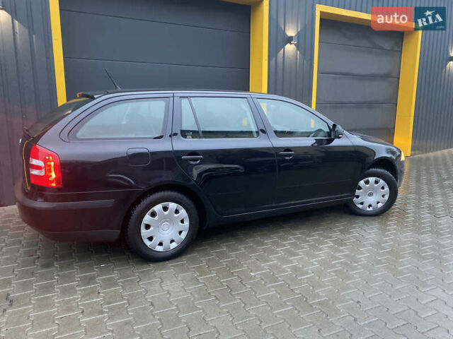 Черный Шкода Октавия, объемом двигателя 1.6 л и пробегом 198 тыс. км за 6999 $, фото 15 на Automoto.ua