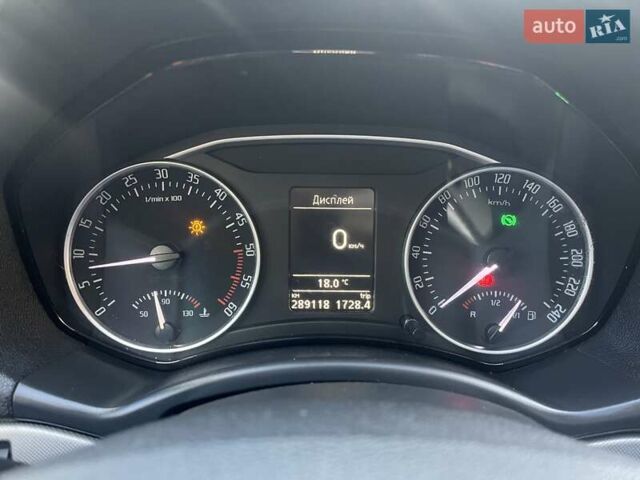 Чорний Шкода Октавія, об'ємом двигуна 1.97 л та пробігом 321 тис. км за 9200 $, фото 12 на Automoto.ua