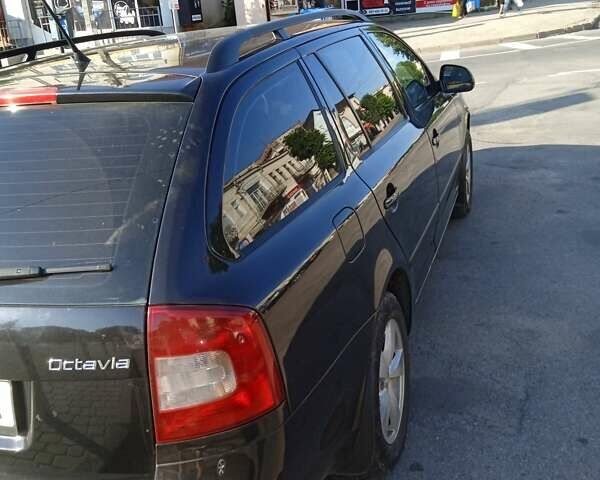 Черный Шкода Октавия, объемом двигателя 1.6 л и пробегом 278 тыс. км за 6300 $, фото 7 на Automoto.ua