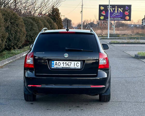 Черный Шкода Октавия, объемом двигателя 1.2 л и пробегом 260 тыс. км за 6800 $, фото 10 на Automoto.ua