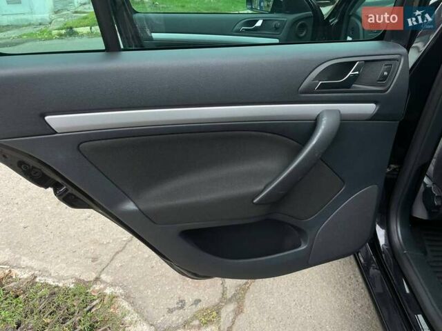 Черный Шкода Октавия, объемом двигателя 1.2 л и пробегом 142 тыс. км за 7499 $, фото 19 на Automoto.ua