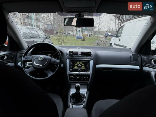 Чорний Шкода Октавія, об'ємом двигуна 1.6 л та пробігом 270 тис. км за 9000 $, фото 7 на Automoto.ua