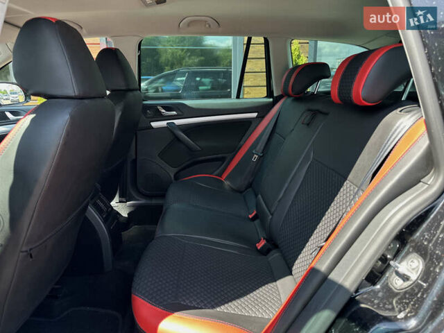 Черный Шкода Октавия, объемом двигателя 1.6 л и пробегом 324 тыс. км за 7999 $, фото 44 на Automoto.ua