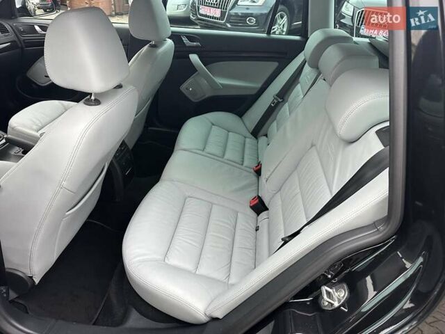 Черный Шкода Октавия, объемом двигателя 2 л и пробегом 220 тыс. км за 12500 $, фото 43 на Automoto.ua