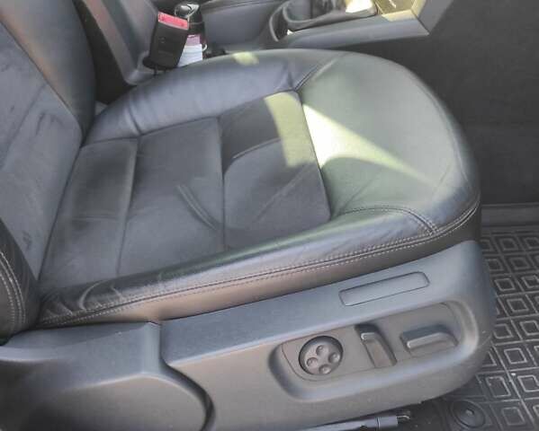 Черный Шкода Октавия, объемом двигателя 2 л и пробегом 275 тыс. км за 11200 $, фото 21 на Automoto.ua