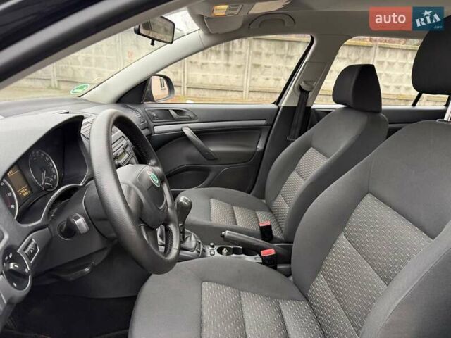 Чорний Шкода Октавія, об'ємом двигуна 1.6 л та пробігом 170 тис. км за 7500 $, фото 14 на Automoto.ua