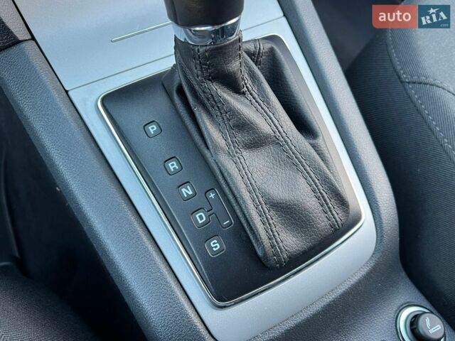 Черный Шкода Октавия, объемом двигателя 2 л и пробегом 223 тыс. км за 11950 $, фото 93 на Automoto.ua