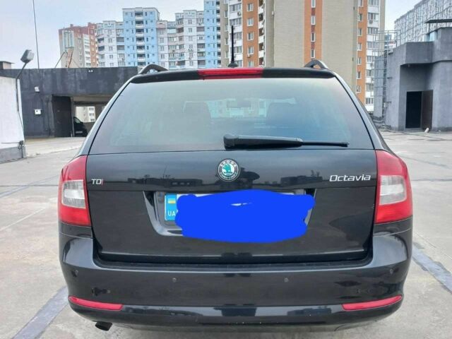 Черный Шкода Октавия, объемом двигателя 2 л и пробегом 340 тыс. км за 9100 $, фото 11 на Automoto.ua