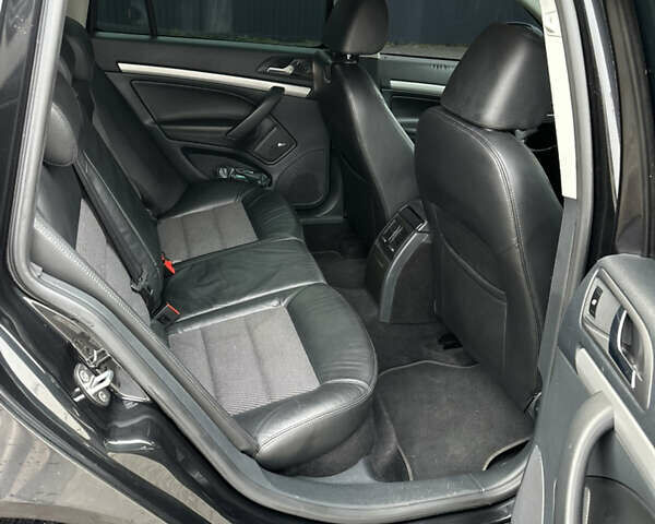 Черный Шкода Октавия, объемом двигателя 1.8 л и пробегом 275 тыс. км за 7900 $, фото 12 на Automoto.ua