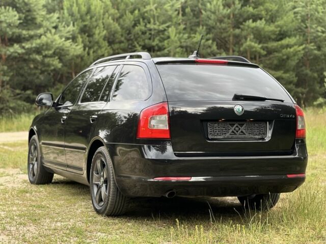 Черный Шкода Октавия, объемом двигателя 2 л и пробегом 288 тыс. км за 9699 $, фото 3 на Automoto.ua