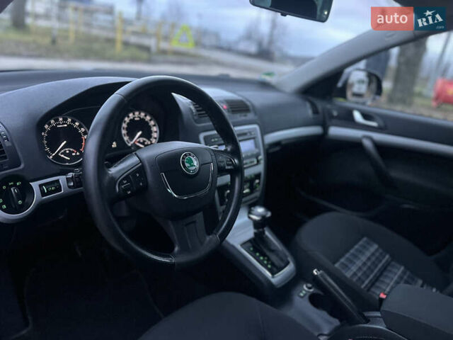 Чорний Шкода Октавія, об'ємом двигуна 1.99 л та пробігом 214 тис. км за 9500 $, фото 20 на Automoto.ua