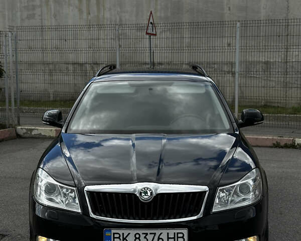 Чорний Шкода Октавія, об'ємом двигуна 1.97 л та пробігом 230 тис. км за 9500 $, фото 1 на Automoto.ua