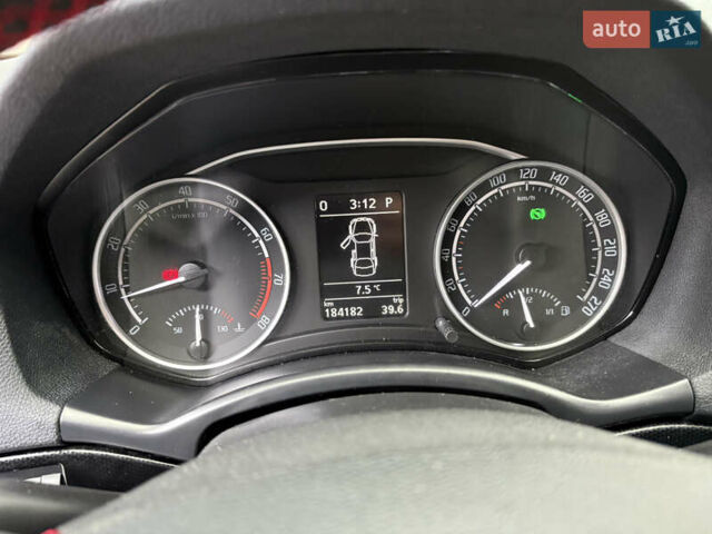 Чорний Шкода Октавія, об'ємом двигуна 1.98 л та пробігом 184 тис. км за 11200 $, фото 17 на Automoto.ua