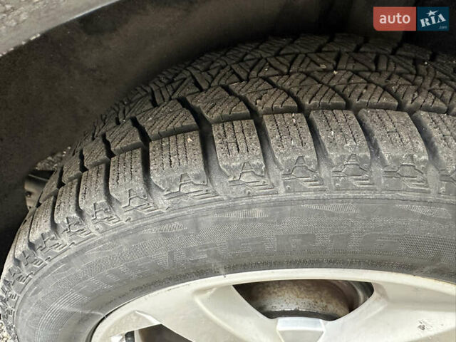 Черный Шкода Октавия, объемом двигателя 1.6 л и пробегом 227 тыс. км за 8700 $, фото 53 на Automoto.ua