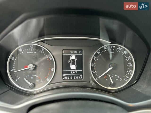 Черный Шкода Октавия, объемом двигателя 1.8 л и пробегом 275 тыс. км за 7900 $, фото 14 на Automoto.ua