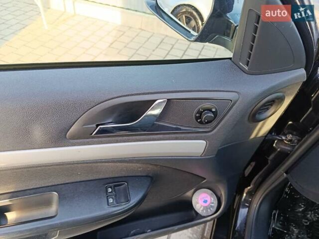 Чорний Шкода Октавія, об'ємом двигуна 1.6 л та пробігом 243 тис. км за 9400 $, фото 11 на Automoto.ua