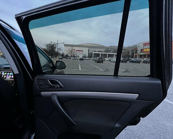 Чорний Шкода Октавія, об'ємом двигуна 1.8 л та пробігом 330 тис. км за 7800 $, фото 6 на Automoto.ua