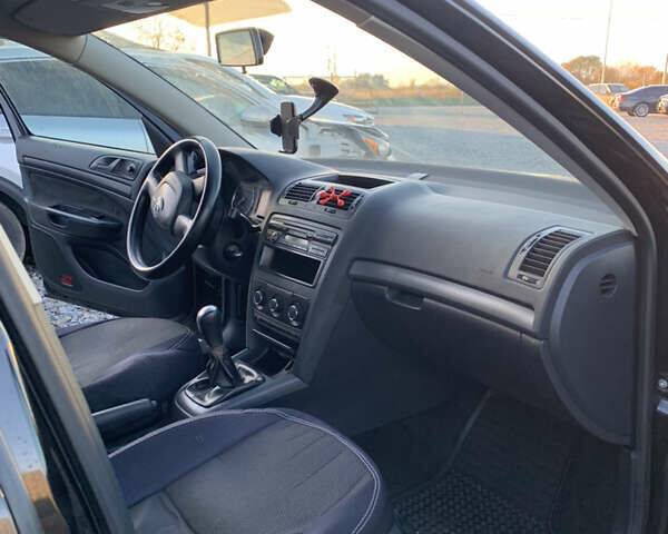 Шкода Октавія 2012 у Львові на Automoto.ua Чорний Шкода Октавія, об'ємом двигуна 1.6 л та пробігом 242 тис. км за 6500 $, фото 11 на Automoto.ua