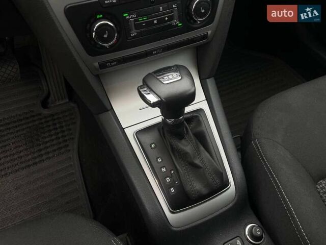 Черный Шкода Октавия, объемом двигателя 1.2 л и пробегом 142 тыс. км за 7499 $, фото 38 на Automoto.ua